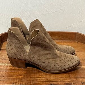 Lucky Brand Leather Suede Perforated Ankle Bootie Tan Brown 8